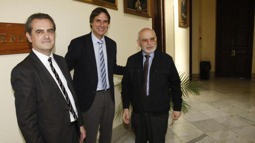 Juan Antonio Vigar, Damián Caneda y Carmelo Romero.