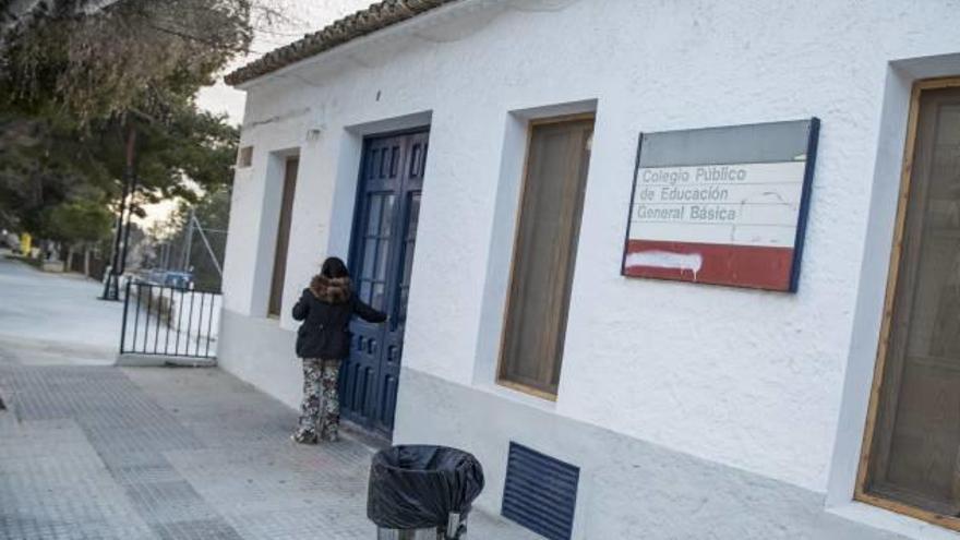 El colegio de La Encina clausurado de forma provisional durante este curso