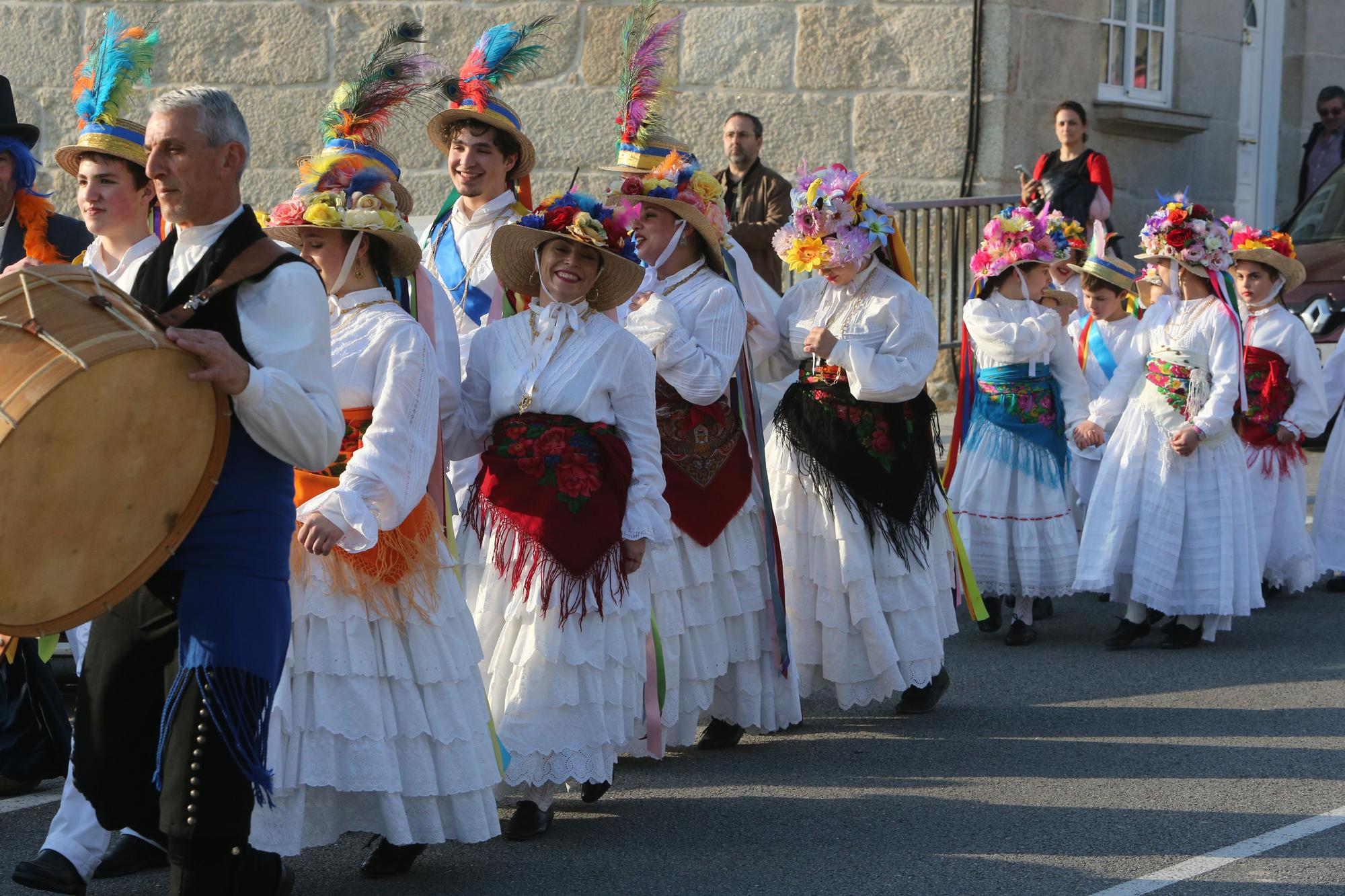 Las damas y galanes copan la atención en Meira