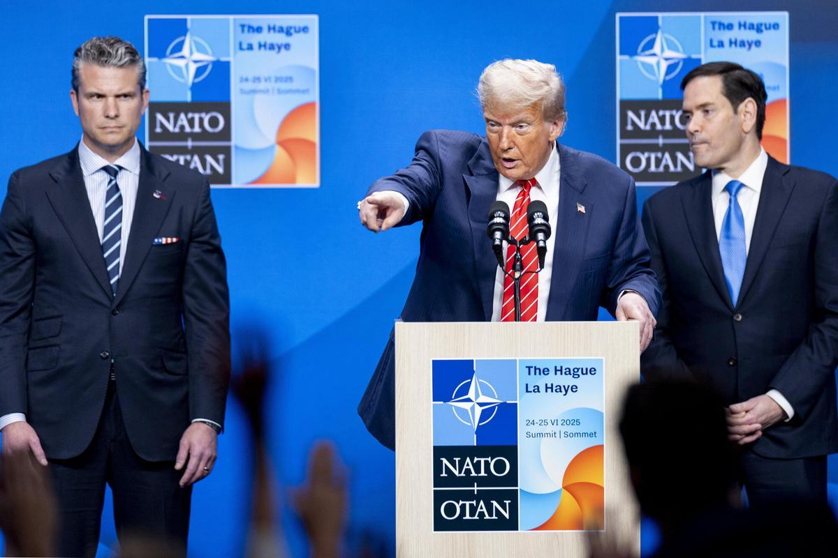 Trump amenaça Sánchez amb una guerra comercial Trump amenaça Sánchez amb una guerra comercial