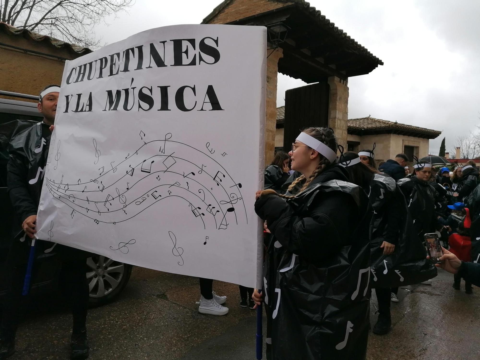 GALERÍA | El desfile de los "chupetines" inaugura el Carnaval de Toro
