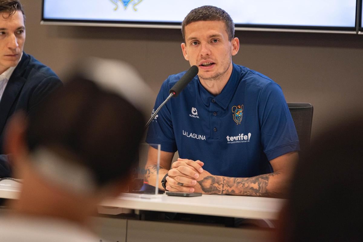La Laguna Tenerife presenta al jugador Kyle Guy La Laguna Tenerife presenta al jugador Kyle Guy