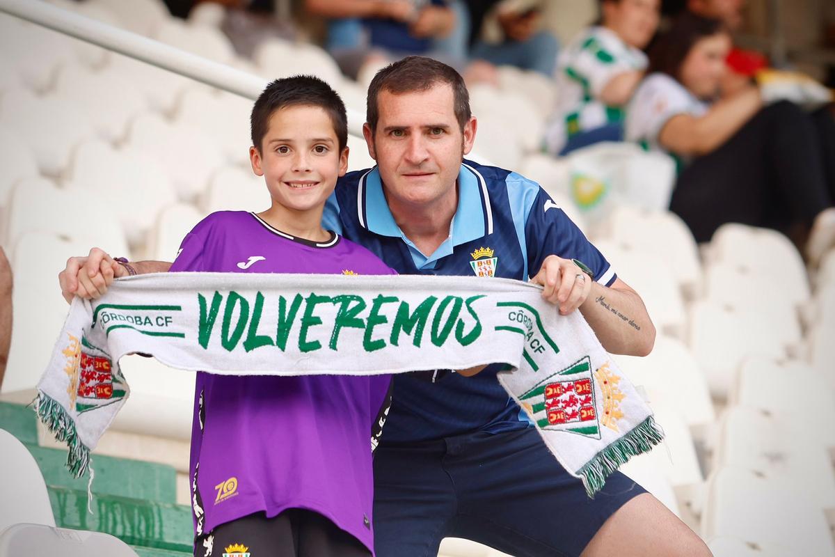 Córdoba CF-Huesca | Las imágenes de la afición en El Arcángel