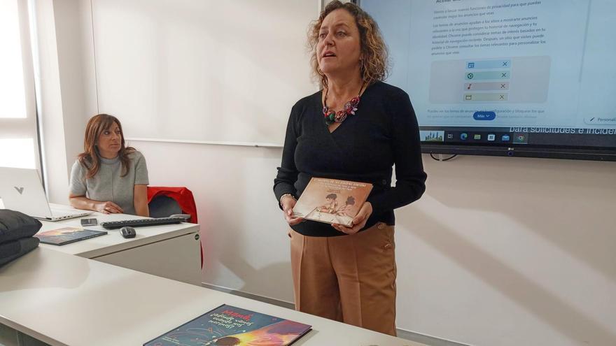 La periodista y escritora Susana Esteve durante el Taller de Relatos.