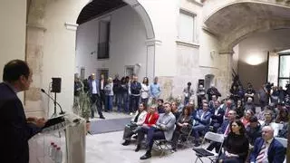 La diputación conmemora el 25 d'Abril reivindicando la identidad valenciana y la derogación de los decretos de Felipe V