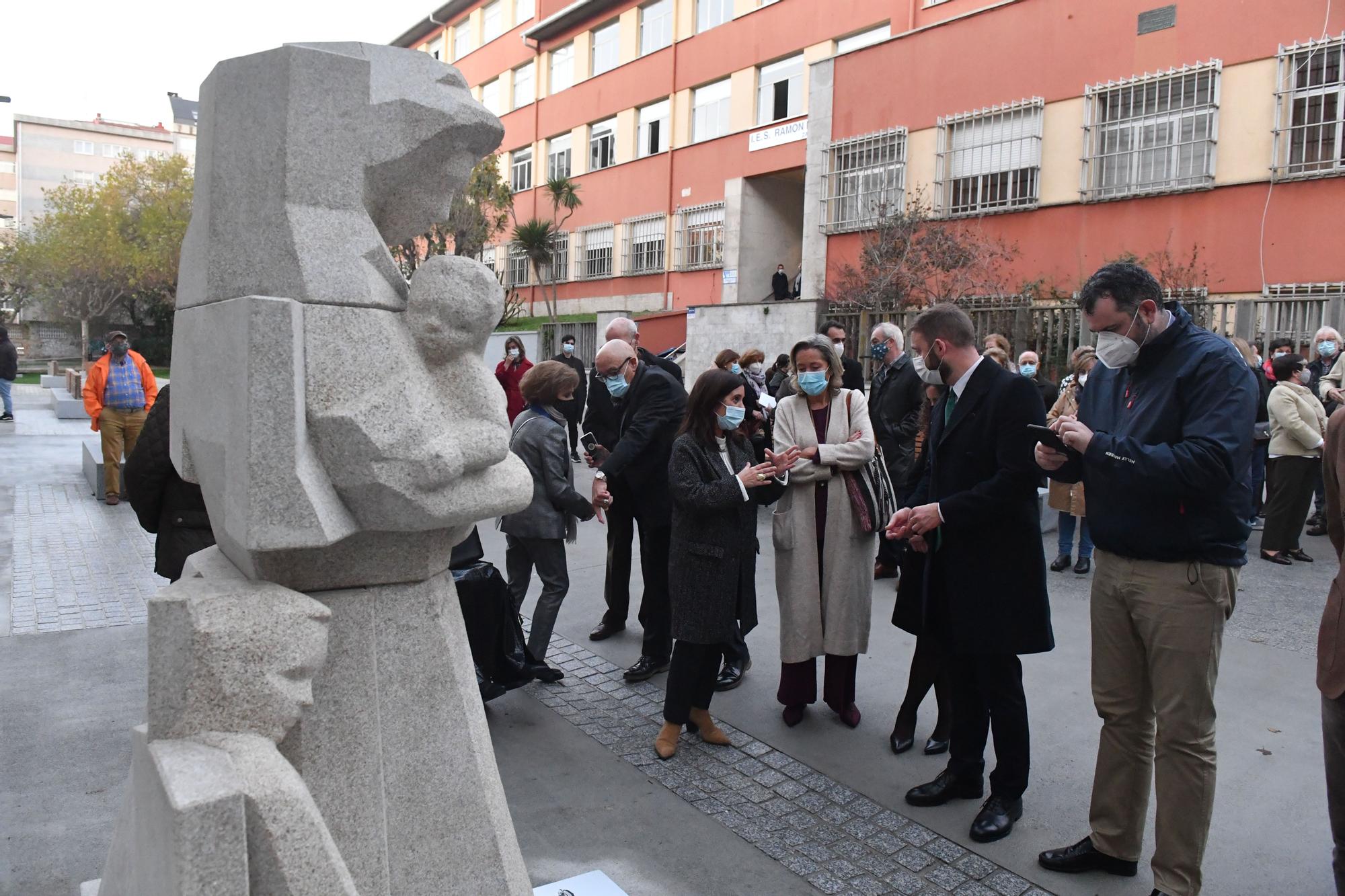 Isabel Zendal ya tiene estatua en A Coruña