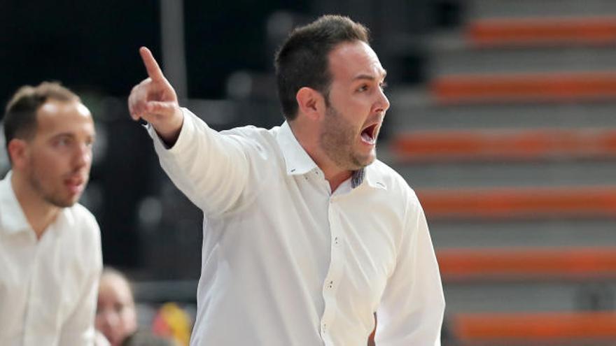 Carles Martínez, durante un partido.