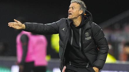 Luis Enrique y su estrategia del disco rayado con Mbappé