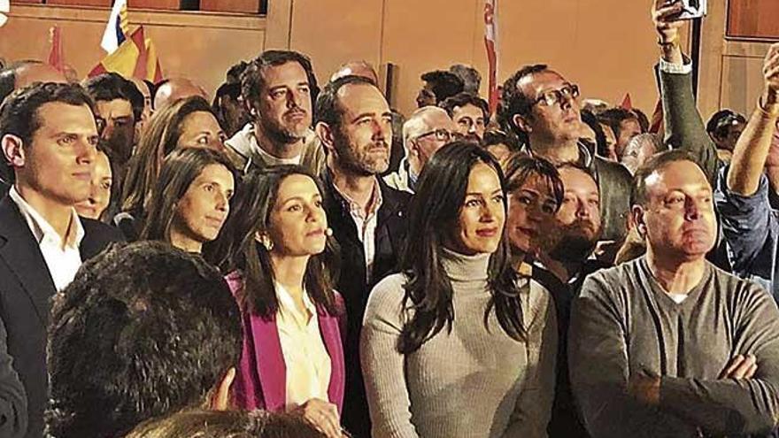 Mesquida y Bauzá con Rivera y Arrimadas en el cierre de campaña de Barcelona.