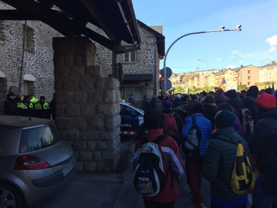 Tall a Puigcerdà de la frontera amb Andorra