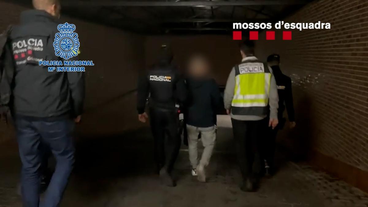 Operatiu conjunt dels Mossos d'Esquadra i de la Policia Nacional que acaba amb la detenció dels autors d’un robatori de 400 quilos d’haixix a Calonge