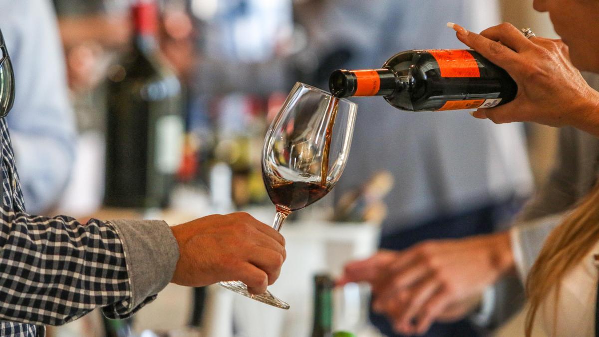 Durante el XVIII Salón del Vino y la Gastronomía se podrán disfrutar de catas de diferentes vinos