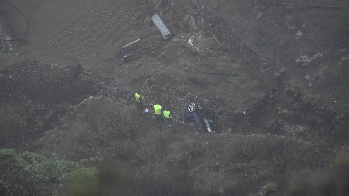 Rescate de los cuerpos de los fallecidos en el accidente de tráfico de Gran Canaria