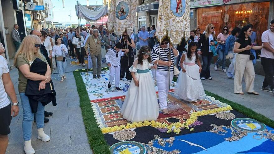 El Corpus florece en Bueu