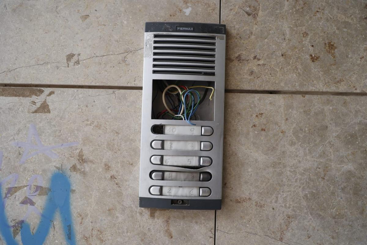 Así está el interior del edificio okupado de la avenida Constitución, 263 Así está el interior del edificio okupado de la avenida Constitución, 263