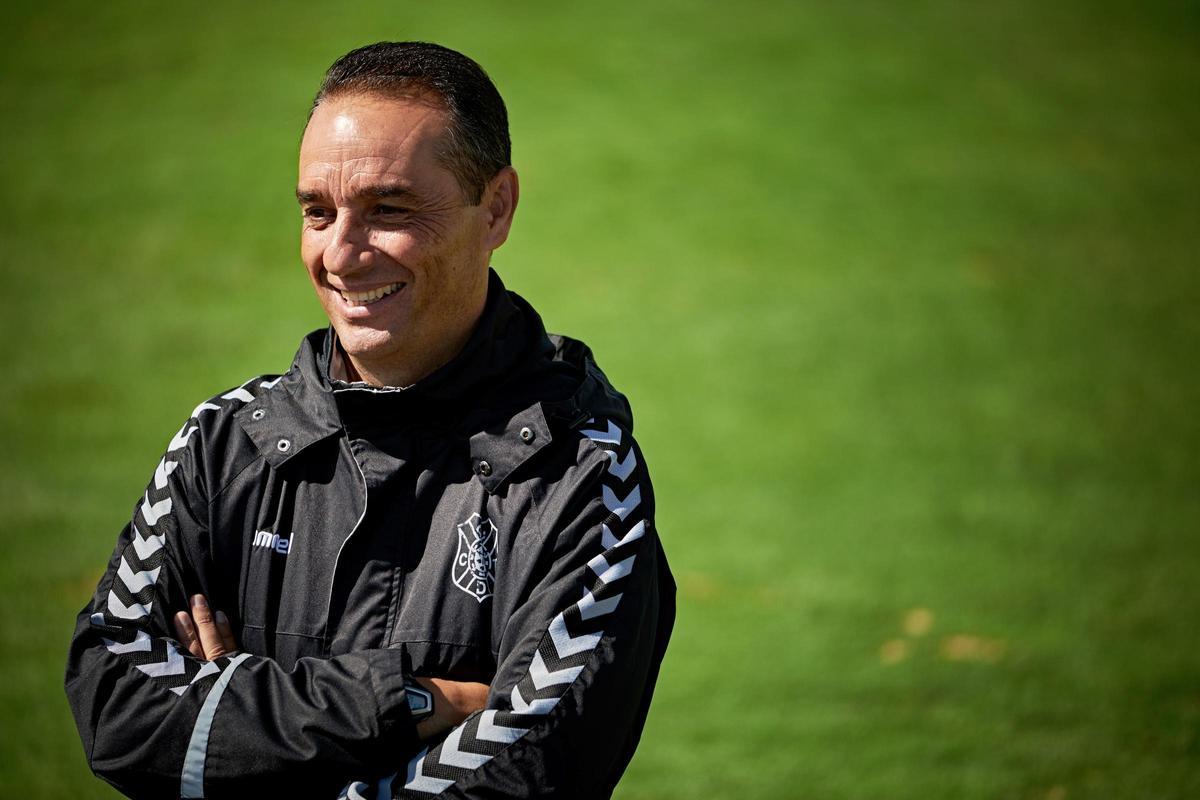 José Luis Oltra, en su segunda etapa en el CD Tenerife.