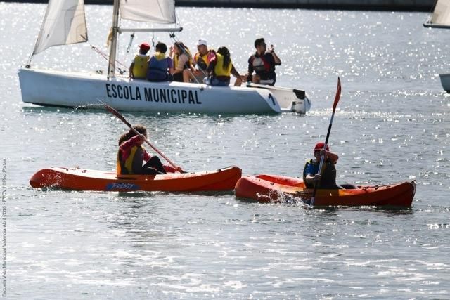 Jornada de puertas abiertas en la Escola  de Vela