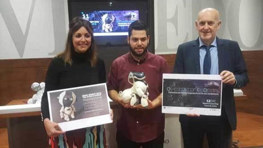 Begoña Menéndez, Rubén Rosón y Pablo Priesca, durante la presentación.