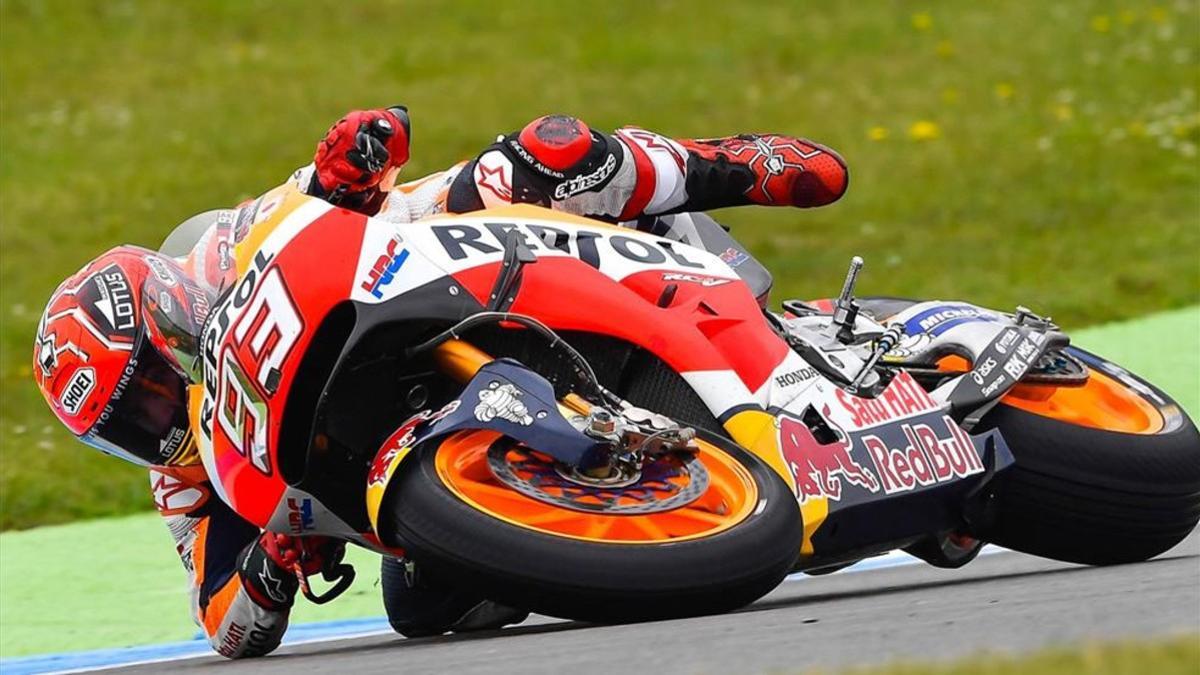 Márquez ya lleva dos caídas en cinco carreras