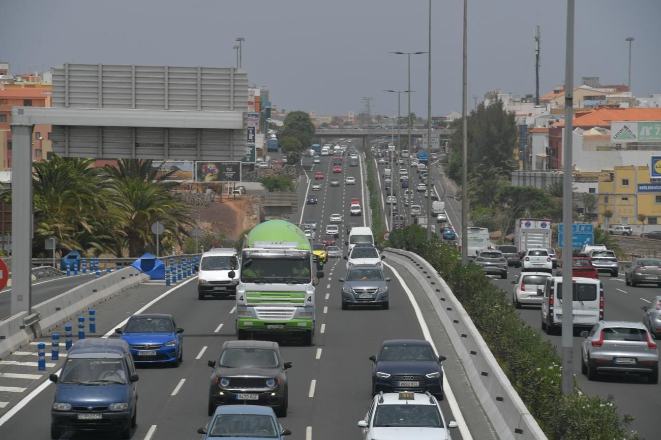 Operación salida del 'puente' de agosto en Gran Canaria