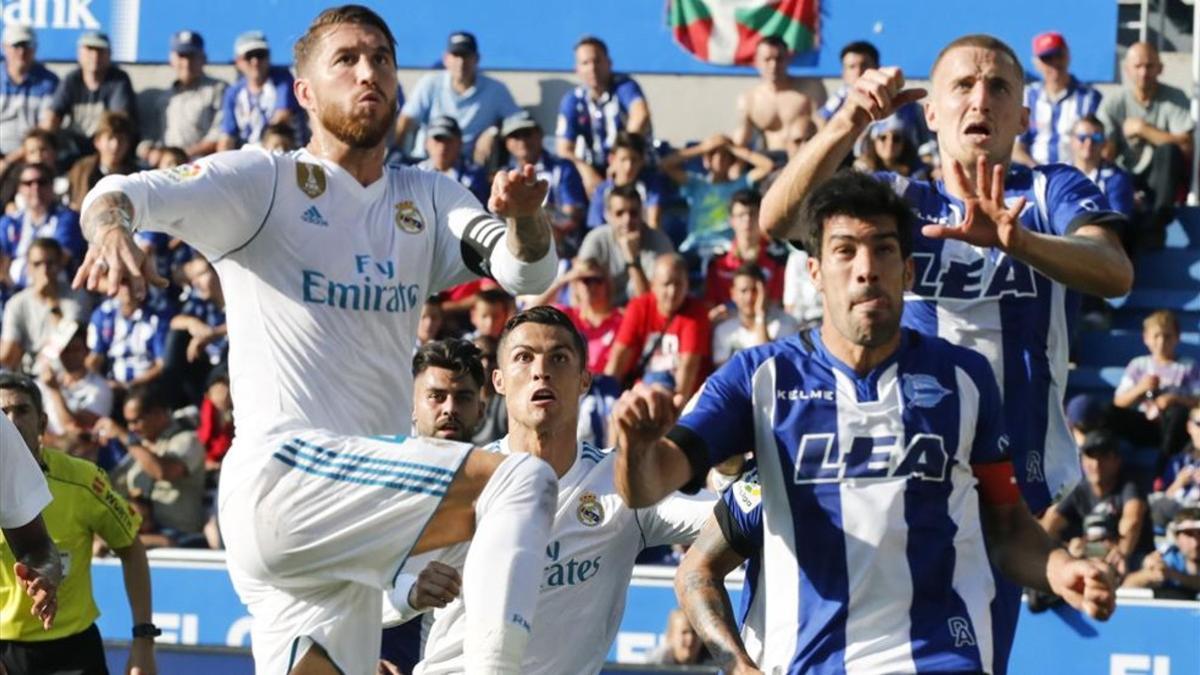 El Real Madrid ganó 1-2 al Alavés en la primera vuelta