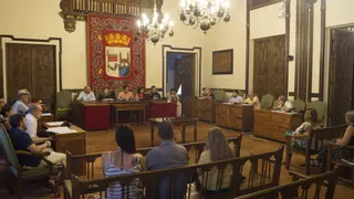 La llama de la movilización por el AVE se mantiene encendida en verano en Zamora