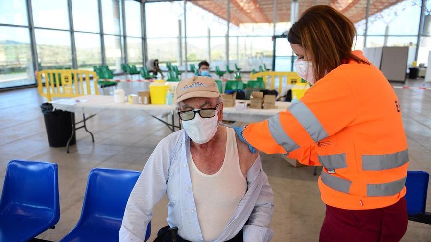 Los extremeños son los terceros del país que más se han vacunado frente al covid