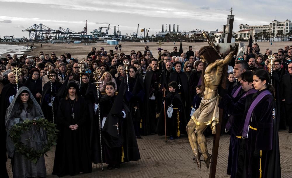 Procesiones del Viernes Santo en València