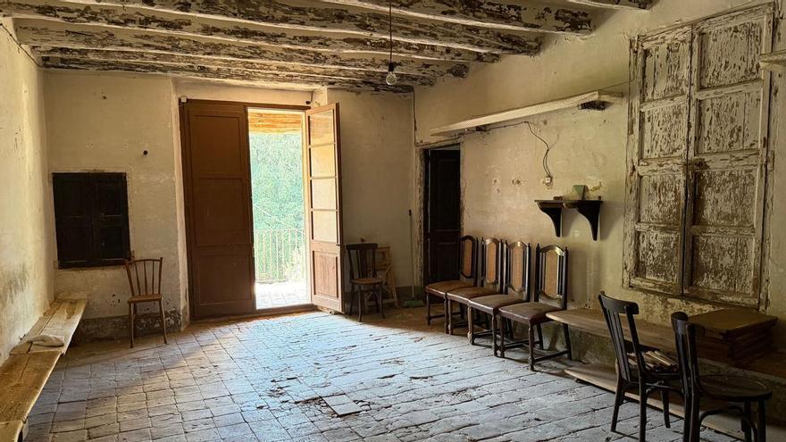 La masia de Viladrau on va néixer el bandoler Serrallonga obté el permís d'obres i engeguen una campanya de finançament