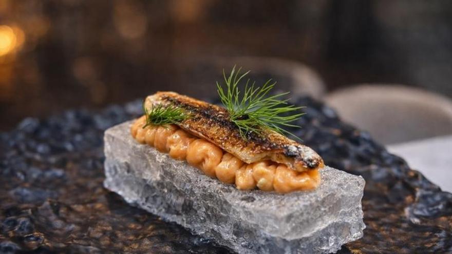 Uno de los mejores restaurantes españoles nuevos se encuentra en Marín y ahora su chef aspira a ser Cociñeiro Galego del año