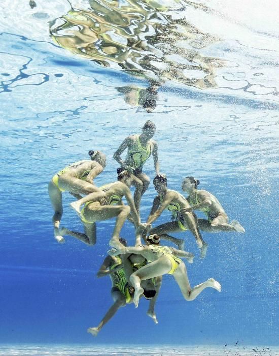 Equipo ucraniano de natación sincronizada.