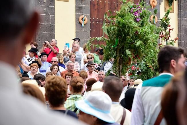 Procesion y Romeria por las Fiestas de las ...