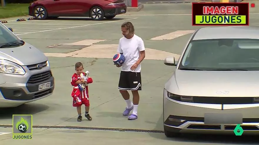 El detallazo de Antoine Griezmann con un pequeño aficionado que ha revolucionado las redes