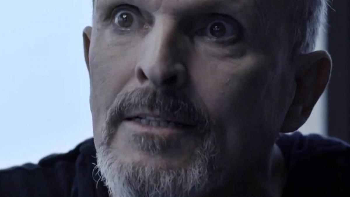 Miguel Bosé eleva el to: &quot;Les vacunes no són la solució&quot;