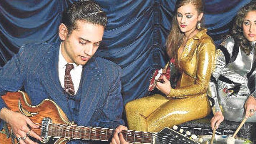 Kitty, Daisy &amp; Lewis