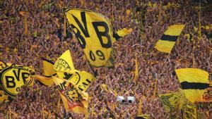 ¡Increíble ambiente en el Signal Iduna Park antes del partido frente al PSG!