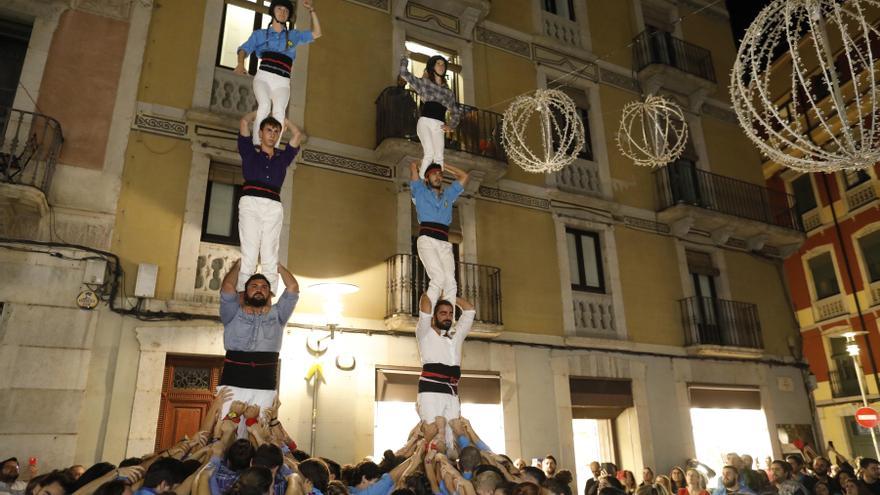 Castells de la colla dels Xoriguers de la UdG