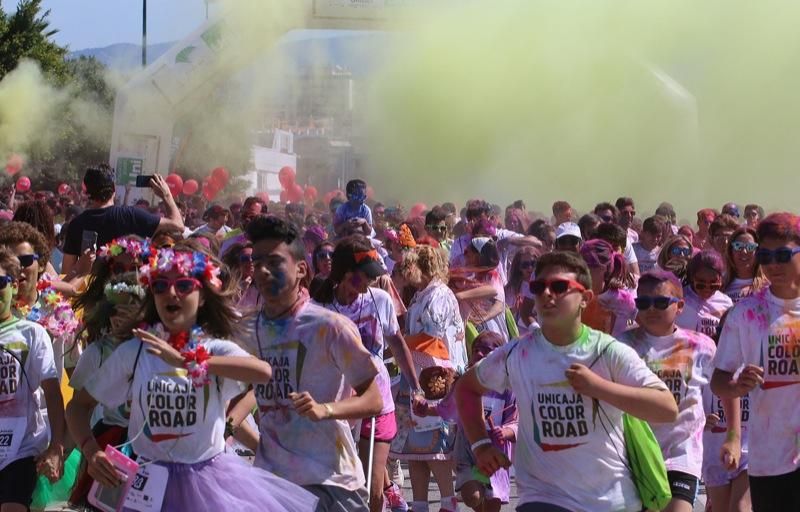 Búscate en la primera Unicaja Color Road de Málaga