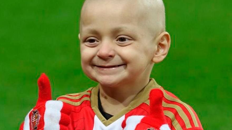 Bradley Lowery en una imagen difundida por el Suderland