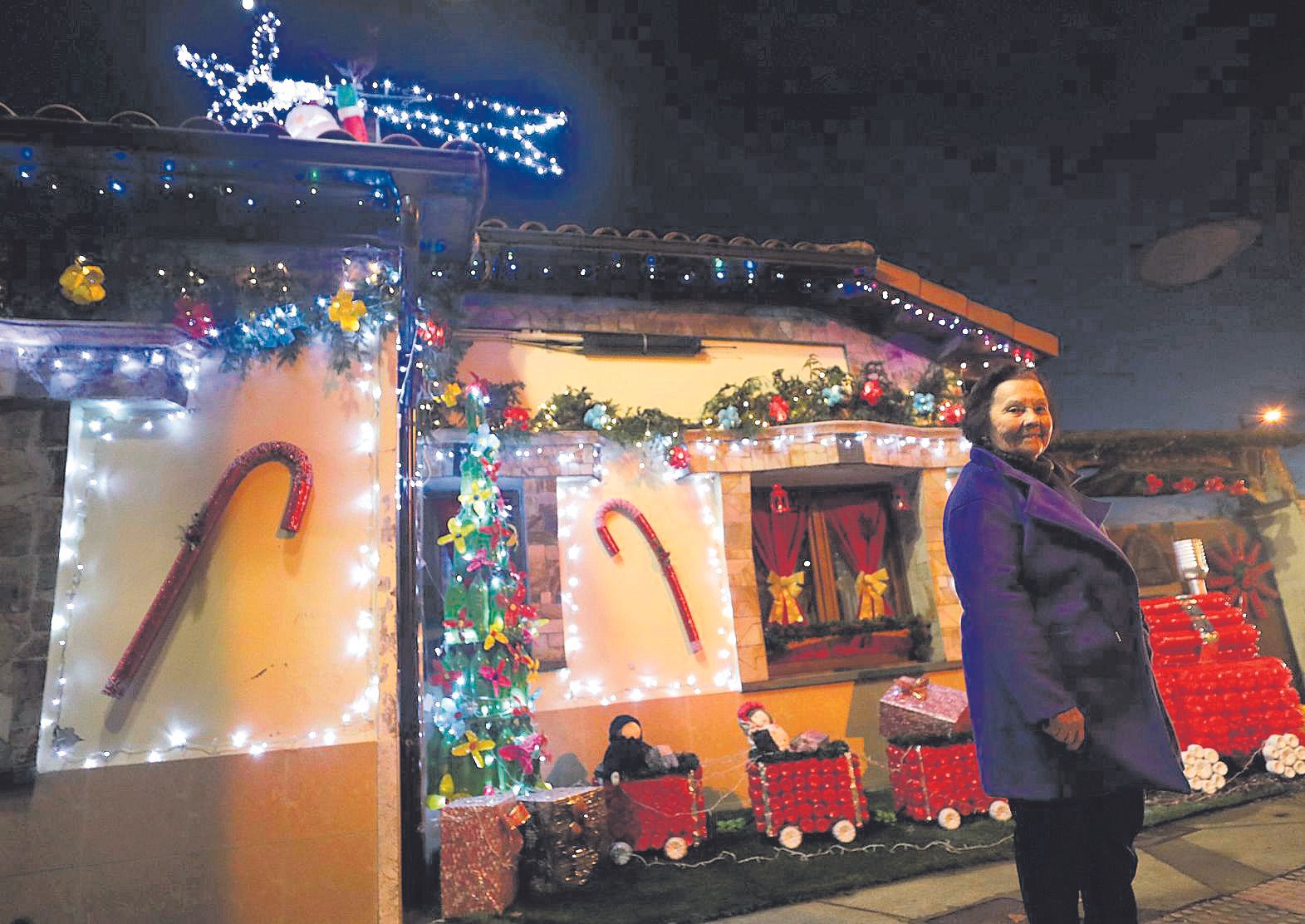 El "efecto Vigo" de Guillén Lafuerza, el barrio de Oviedo que más brilla en Navidad