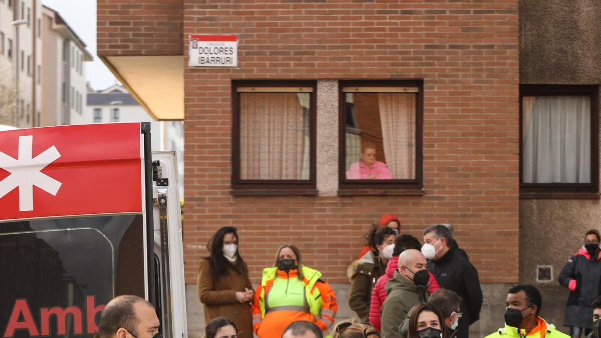 Homenaje de sus compañeros al técnico de ambulancia fallecido en Gijón