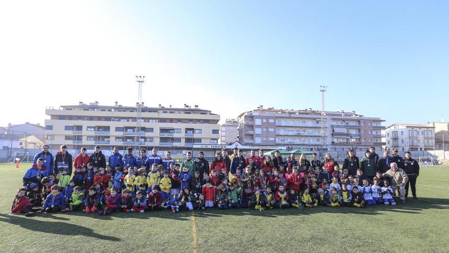 Més de 200 joves futbolistes prenen part en  la Trobada de Debutants a Navàs