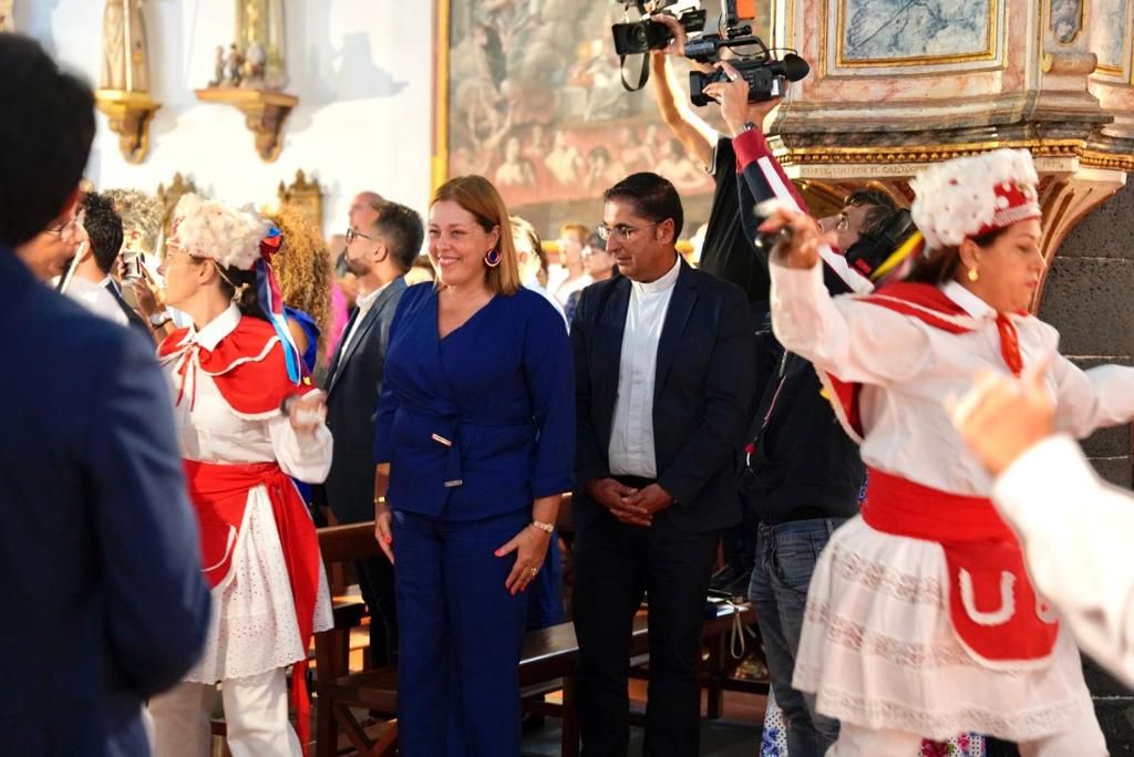 La Agrupación Folclórica Los Campesinos pregona las fiestas de San Ginés 2022