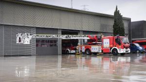 Operativos trabajando en el parque de Bombers de la Generalitat en Badalona bomberos