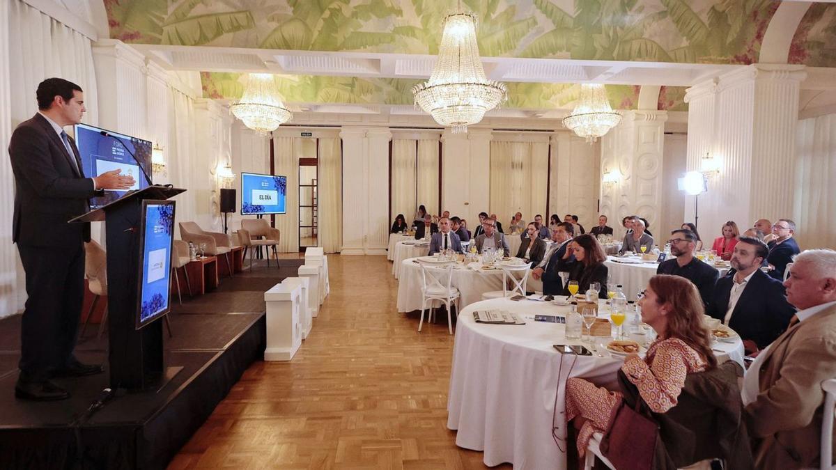 El exceso de burocracia frena la diversificación económica