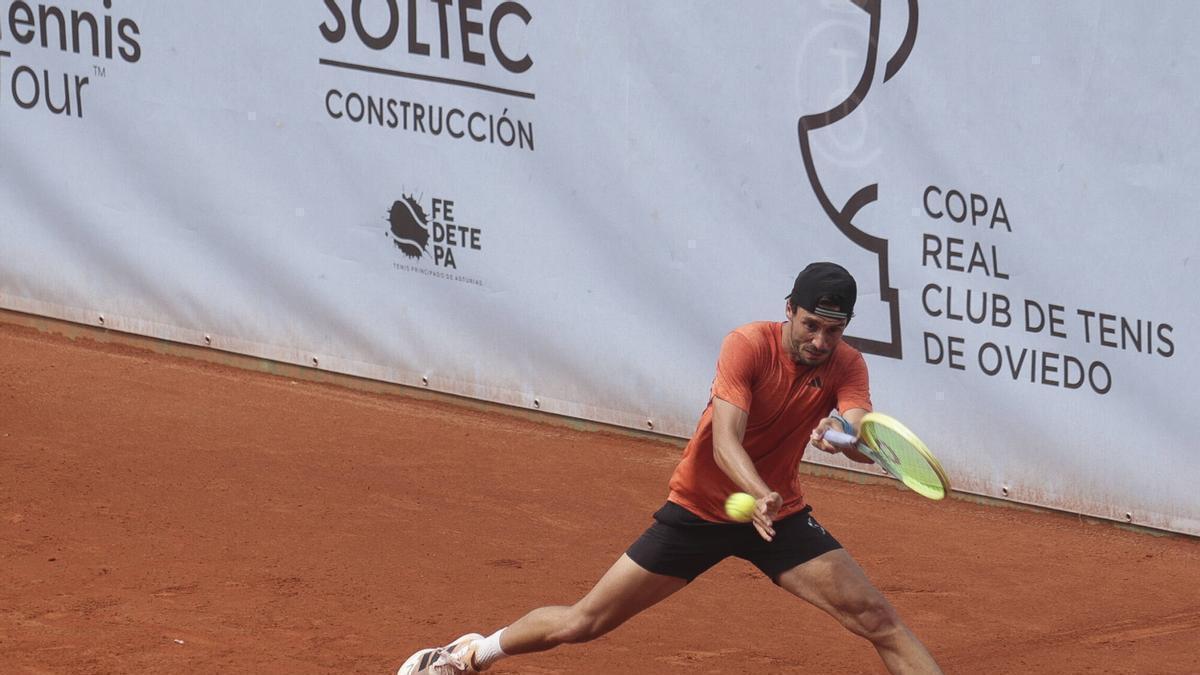 Sergi Pérez Contri, en el Club de Tenis de Oviedo