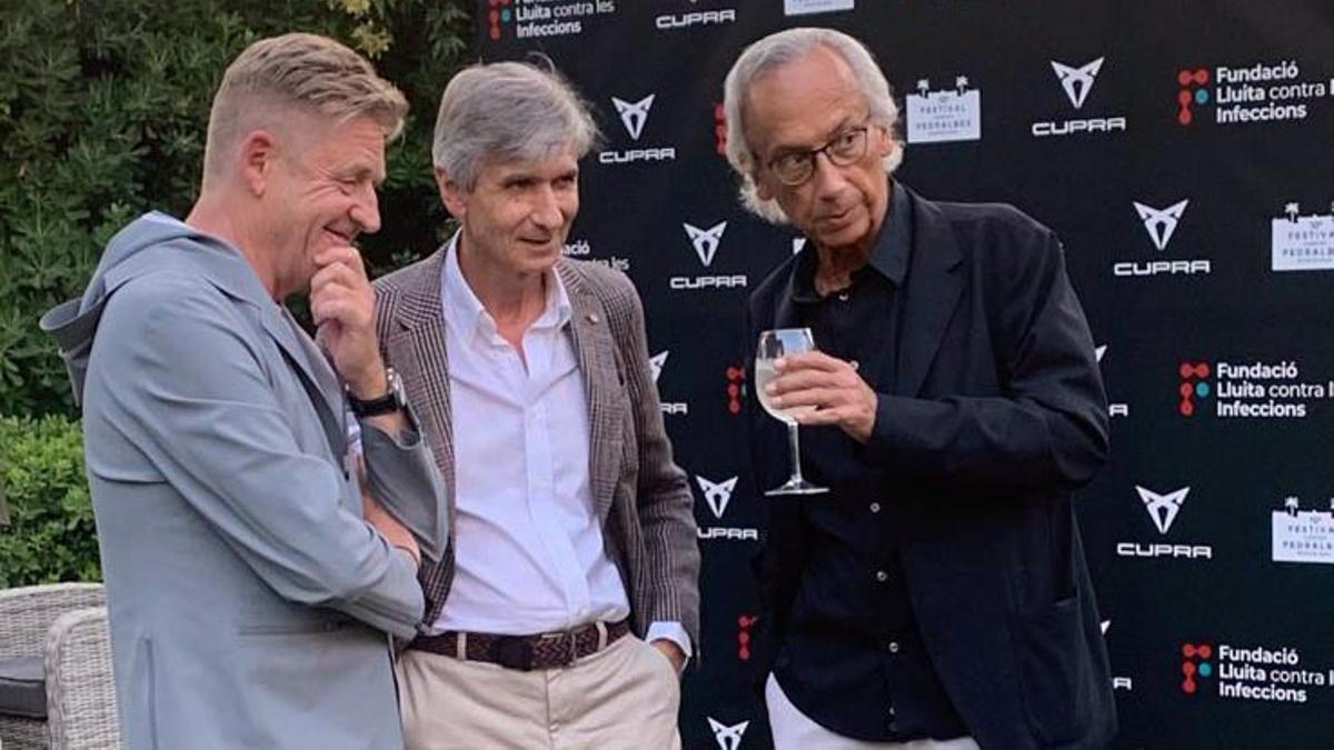 Wayne Griffiths, Josep Maria Argimon y Bonaventura Clotet, en el festival Jardins de Pedralbes