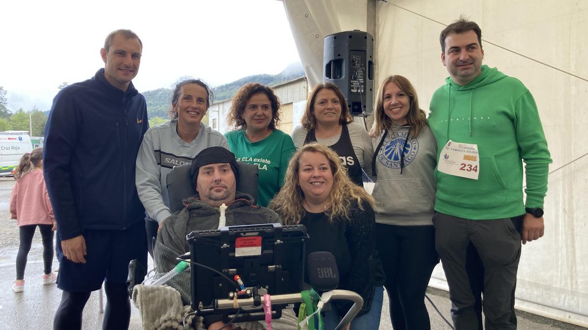 Así discurrió la décima Caminata Solidaria de Salas, con 300 personas y la familia Capitán como protagonista