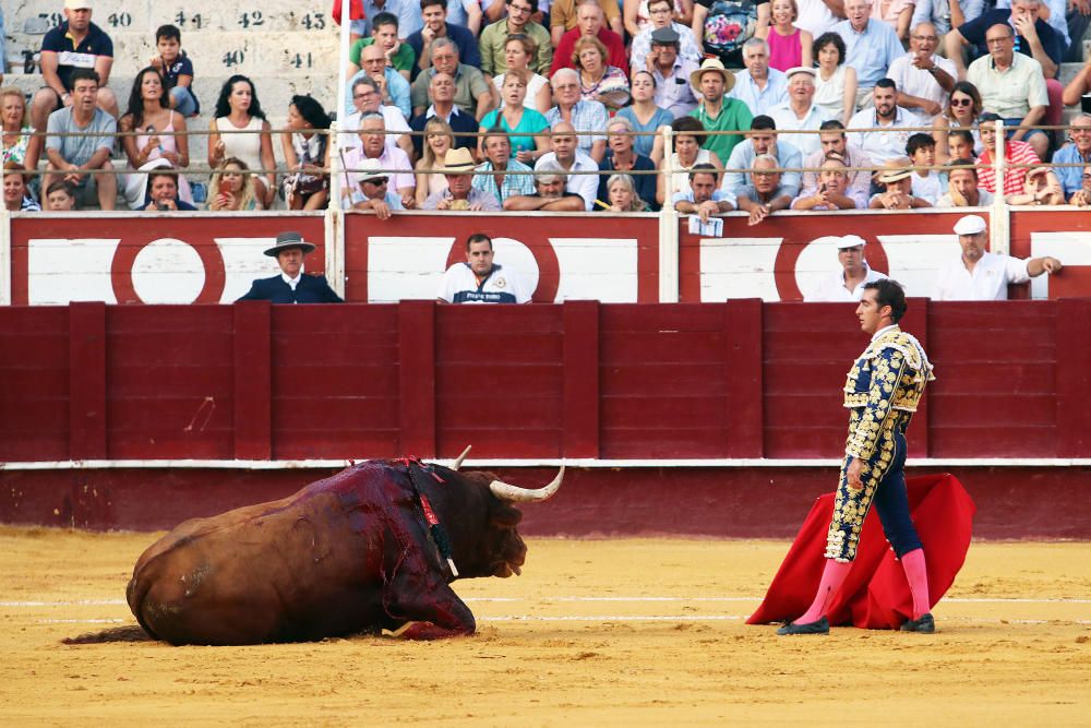 Toros | Segunda de abono de la Feria 2017