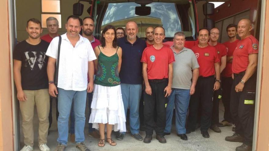 Miquel Ensenyat visita los parques de bomberos